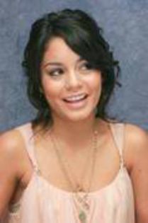 QWYUCCHKHKDCENKWZGJ - vanessa hudgens