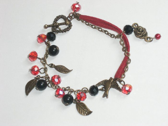 bratara suede rosu 005