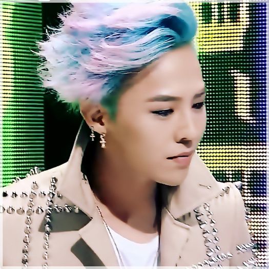 ^^..Stiu ca su..Aaa..Ca e..:D..:))..