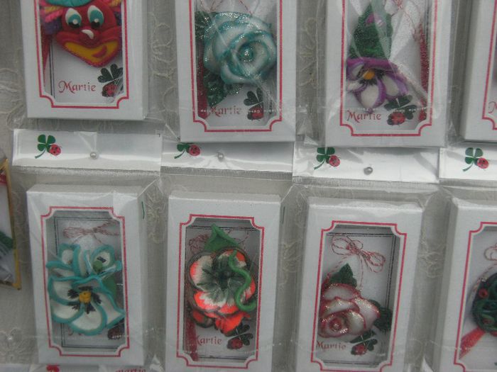 imagini targ martisor 010 - Martisoare