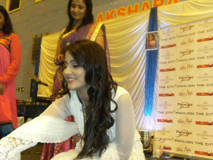 550493_469735789716661_939789363_n - HINA KHAN_poze_2012_2013_2014