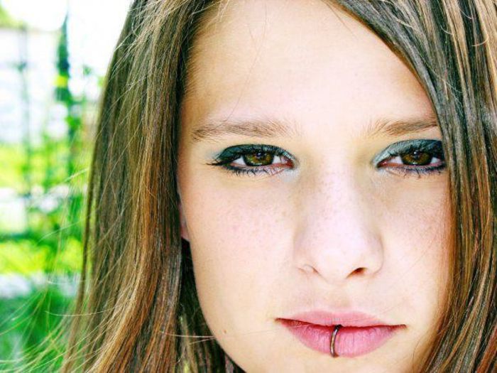 599784_525514684165578_426370875_n