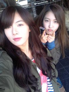 hyuna and jihyun - Kim Hyuna