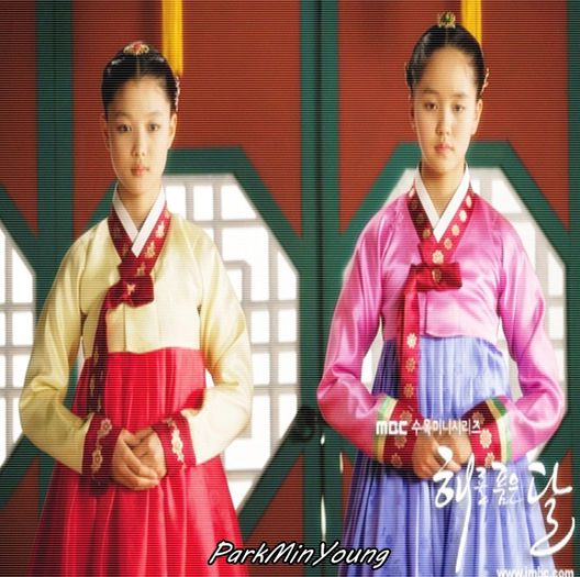 »★` Luna Îmbrățișează soarele - Q -x Moon embraces the Sun x - Q