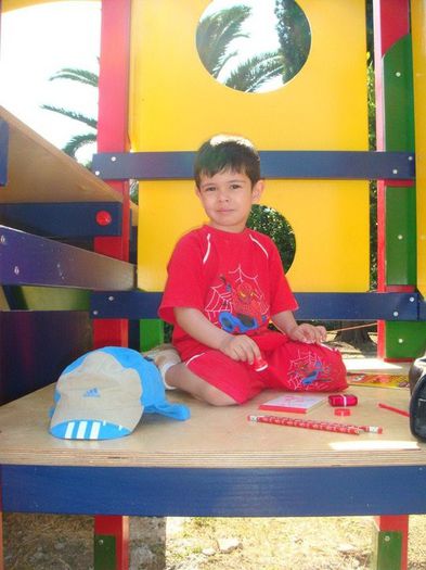 262114_204401319608358_776054_n