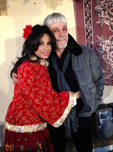 312375_483836084998212_882462158_n