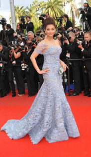 aishwarya_rai_in_elie_saab_couture - Aishwarya Rai_poze