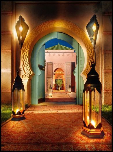 9f5c75adc095c87135821a2a1c552940 - Amazing Colorful India