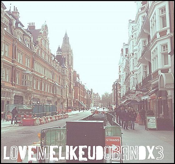 ;; La magazinul de masinii. . .