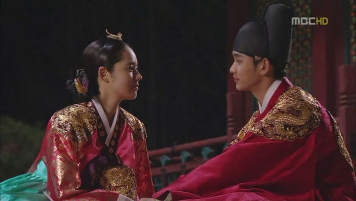The Moon That Embraces the Sun  41400-35-12 - The Moon That Embraces the Sun - Joseon