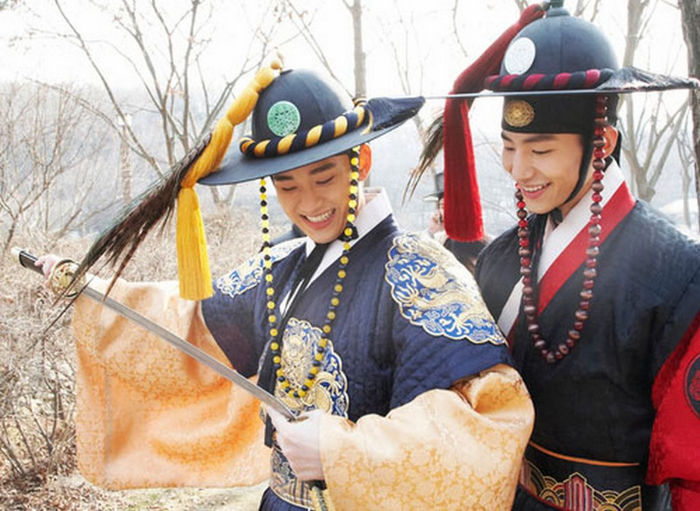 The Moon That Embraces the Sun  -tv-program - The Moon That Embraces the Sun - Joseon