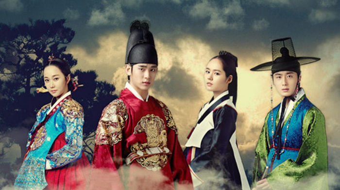 The-Moon-Embracing-the-Sun_590x330 - The Moon That Embraces the Sun - Joseon