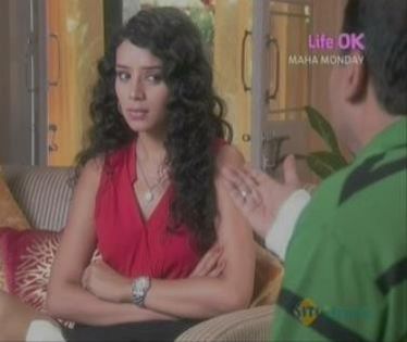 Ep 1 - Screencaps Kaisa Yeh Ishq Hai Ajab Sa Risk Hai