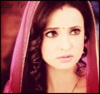 sanaya irani2 - lq-Sanaya Irani-ql