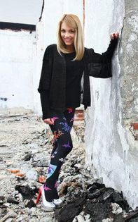 534451_353138948131295_1367325557_n