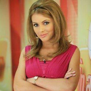 733916_339971646114692_730615489_n