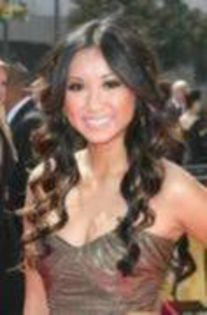 45706814_RWVPFZANS - brenda song