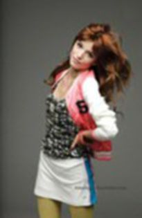 71830537_ZFCNKKN3 - poze cu bella thorne