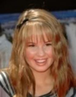 45821338_LXCUVMVFQ - poze cu debby ryan