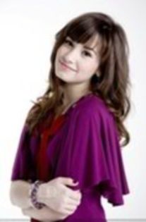 45073847_VTCKPTPUN - poze cu demi lovato