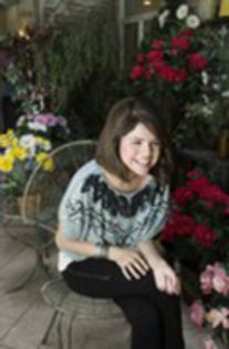 45076374_YLLXUNXBA - poze cu selena gomez