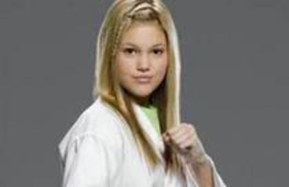 80916945_SGZDYMW - poze cu olivia holt