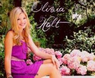 80917009_VTXARIM3 - poze cu olivia holt