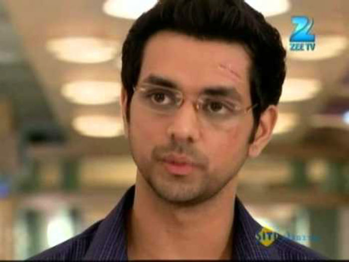 Shakti Arora__onir dutt - SURPRIZA__2__COLECTII