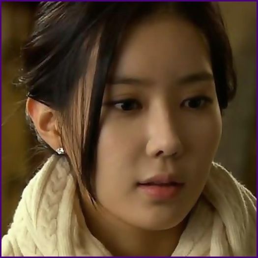 # Tuu..:-L..{pleaca dupa Hyo}