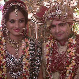 karan-mehra-nisha-rawal-wedding-1 - SURPRIZA_3_CUPLURI CELEBRE