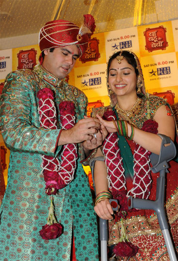 Benaf Dadachanji si sotul ei - SURPRIZA_3_CUPLURI CELEBRE