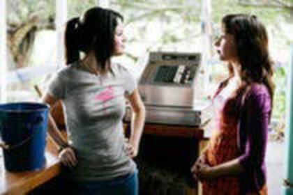 49791120_EPHUJTBNE - princess protection program