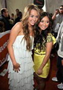 XIPFWFANCFYLKPLCRLL - brenda song