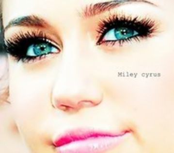36596007_ZLUEMORTJ - glitter miley cyurs