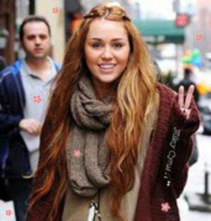36596239_HILHBLIJO - glitter miley cyurs