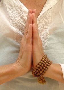 namastehands - 1-Namaste-Hello-Buna