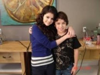 images (3) - magicienii din waverly place