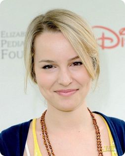 BridgitMendlerImagenes2010