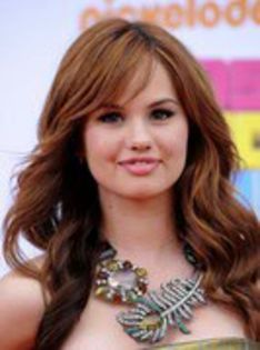 53878166_GBFZMDR2 - poze cu debby ryan