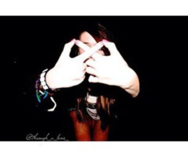 yuiu - xo_Acacia Clark_xo