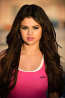 34 - Selena NEO