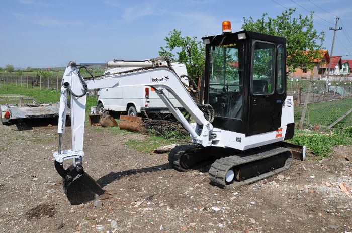 DSC_0118 - EXCAVATOR 3 TONE DE INCHIRIAT