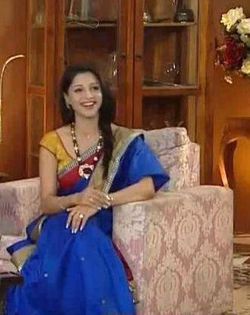 32 - Manasi Salvi