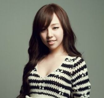 baek ah yeon