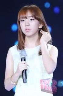 baek ah yeon17