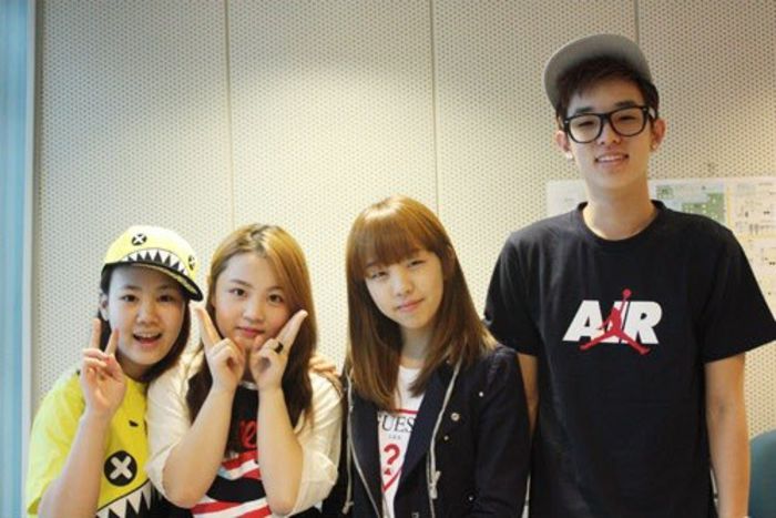 baek ah yeon,lee hi and jimin