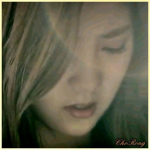 ..Serios.. [il prinde de brat] ..Serios.. vorbesc serios. Nu e ceea ce crezi tu.