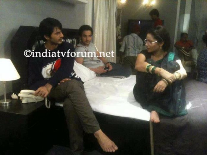 430496_631507036864032_327160839_n - 1-Archana si Manav