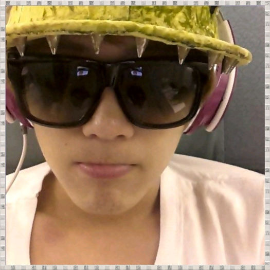 << ...A fost caldutaa.. :o3.. :)).. de ce sa lesine? ..:-s..