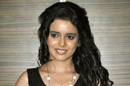 600353_230060980466390_2069621865_n - Ovi-Shruti Kanwar